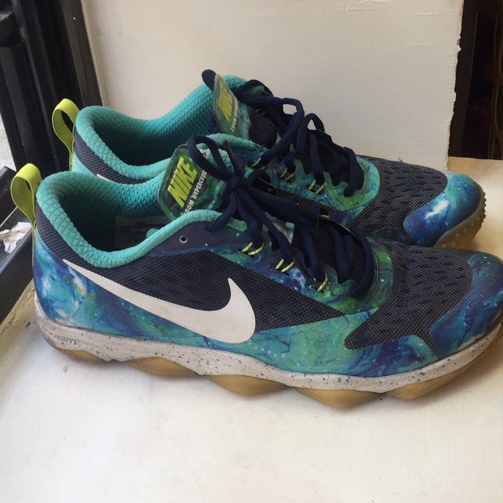 Nike Galaxy hypercross trainer sz10